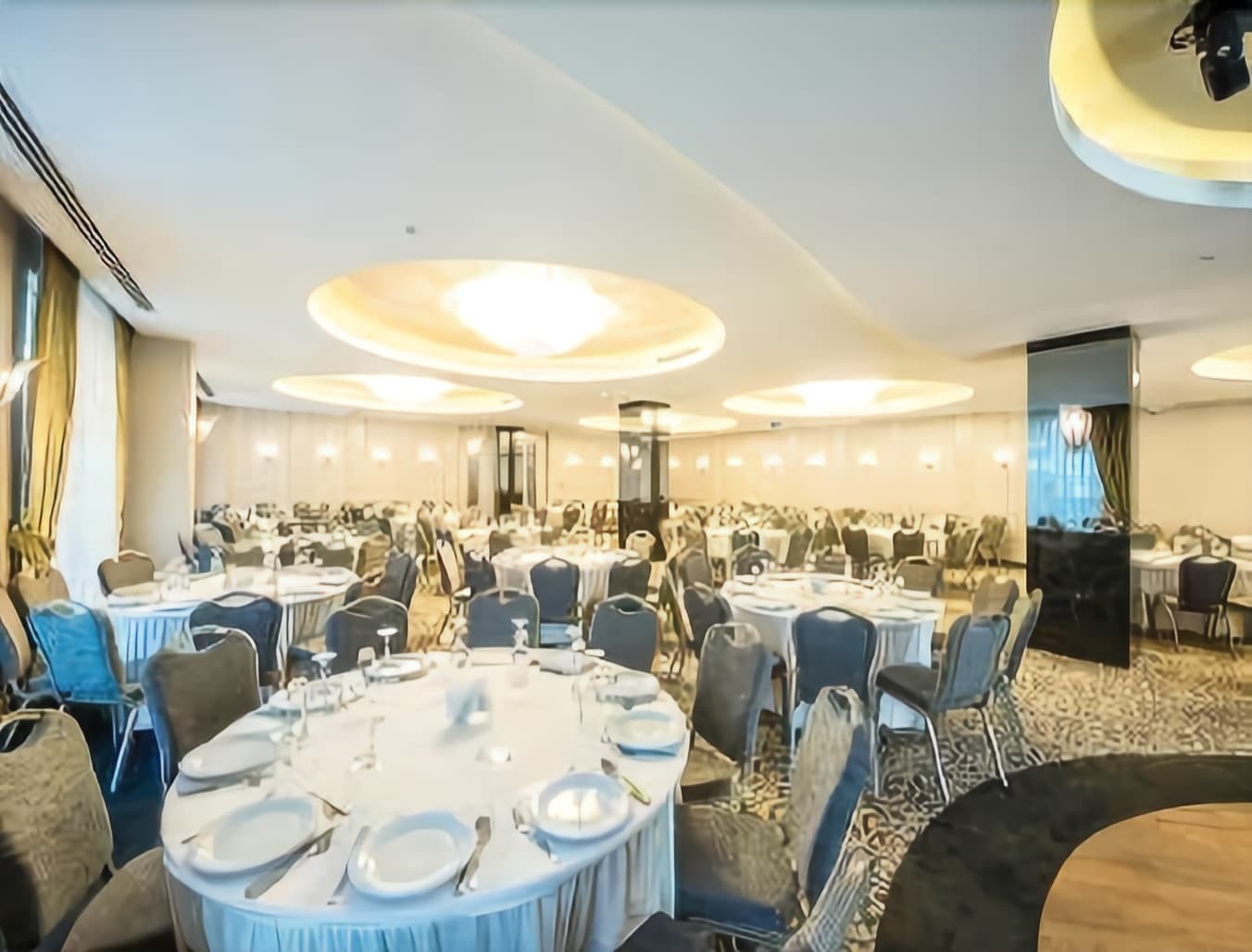 Hotel Ramada By Wyndham Gemlik Exterior foto